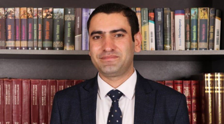 Təhsil eksperti : Əzbər test dövrü başa çatır: dili real mənada bilən şagirdlər üstünlük qazanacaq